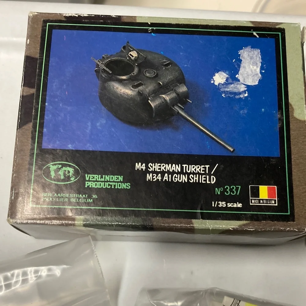 Verlinden 1/35 WWII model tank detail kits, Sherman, Tiger Zimmeret, lot of 2